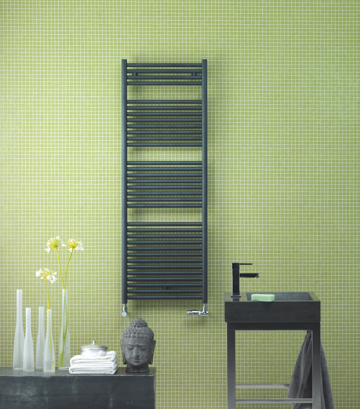 ZEHNDER Toga - Radiatore Idronico Verticale 1436x500 mm - Colore Antracite Grey RAL 7016